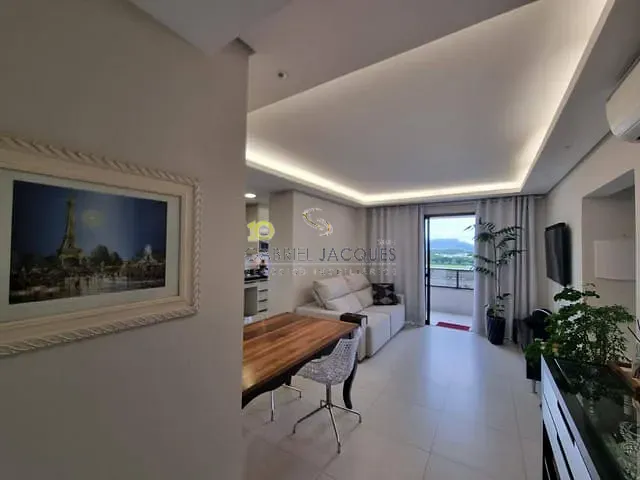 Apartamento com 85m² 2 quartos e 2 banheiros, à venda, no bairro Pedra Branca em Palhoça