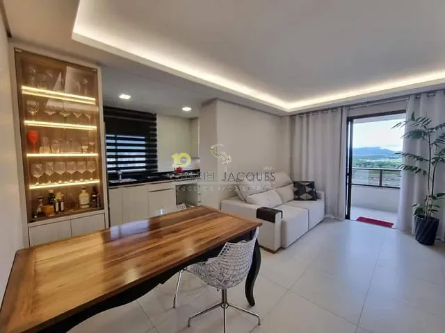 Apartamento com 85m² 2 quartos e 2 banheiros, à venda, no bairro Pedra Branca em Palhoça