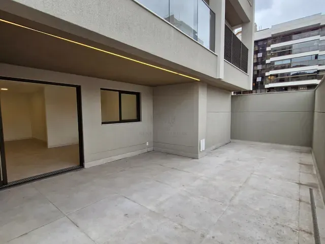 Apartamento 3 quartos e 2 banheiros, à venda ou para alugar, no bairro Botafogo em Rio de Janeiro