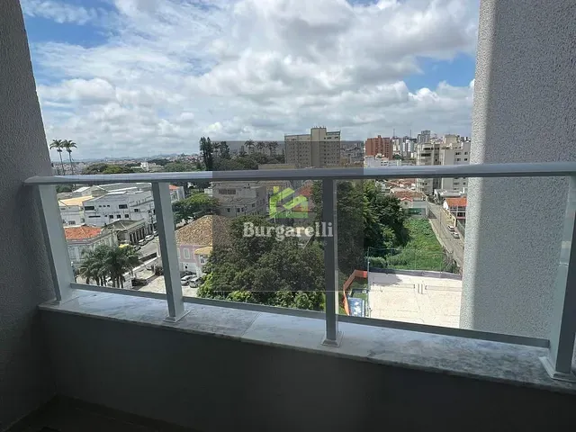 Apartamento 2 quartos e 1 banheiro, para alugar, no bairro Centro em Lavras