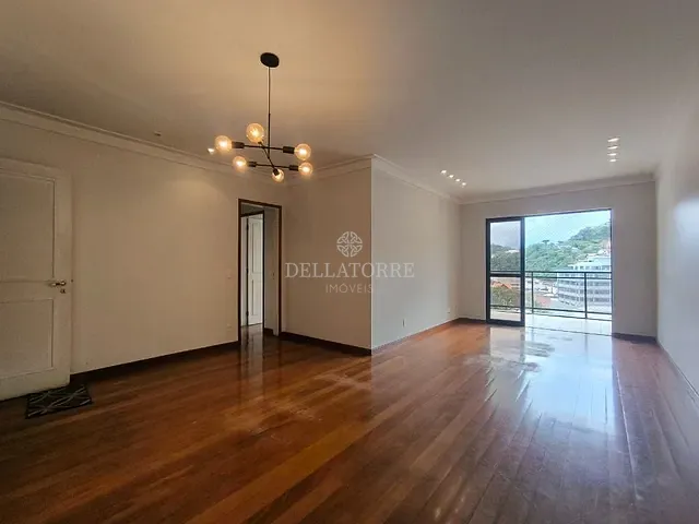 Apartamento 3 quartos e 3 banheiros, à venda, no bairro Várzea em Teresópolis