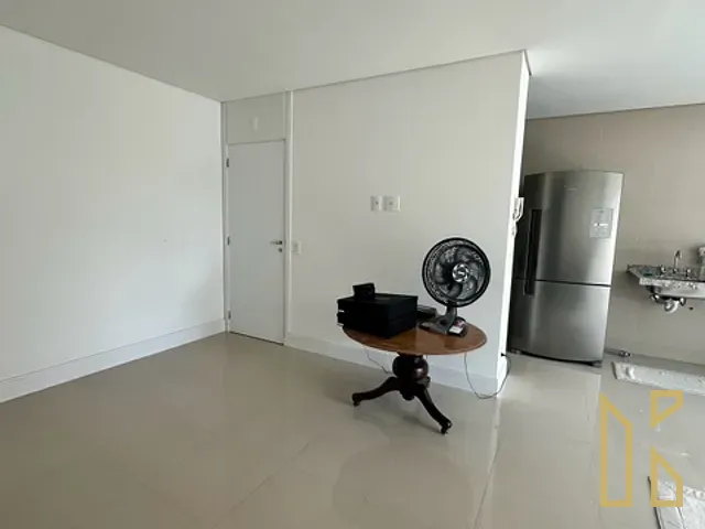 Apartamento 3 quartos e 2 banheiros, à venda, no bairro Gleba Fazenda Palhano em Londrina
