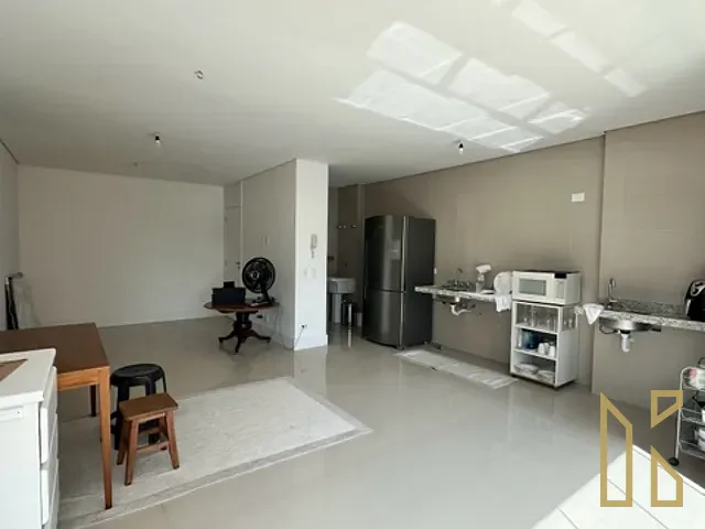 Apartamento 3 quartos e 2 banheiros, à venda, no bairro Gleba Fazenda Palhano em Londrina
