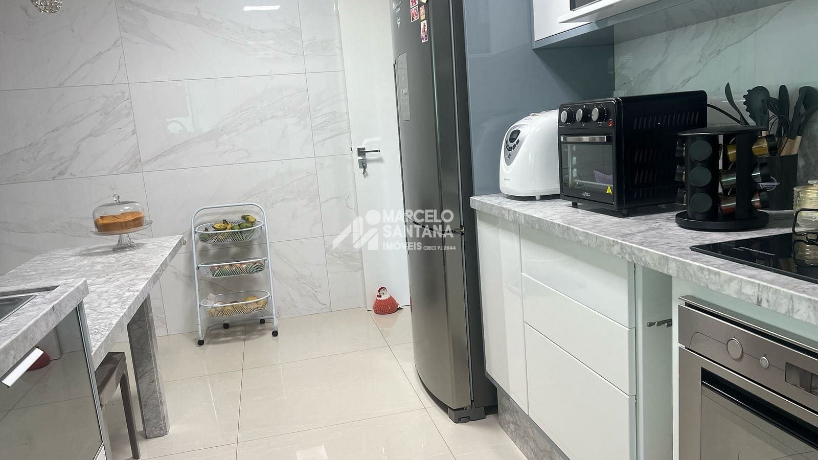 Apartamento à venda com 3 quartos, 128m² - Foto 9