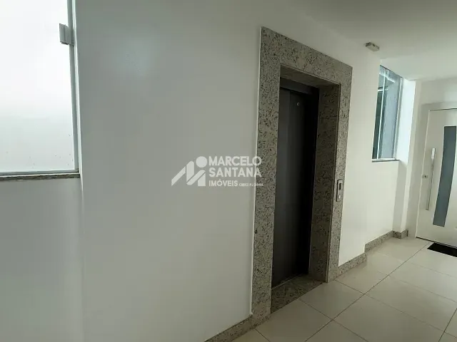 Apartamento 3 quartos e 4 banheiros, à venda ou para alugar, no bairro Candeias em Vitória da Conquista