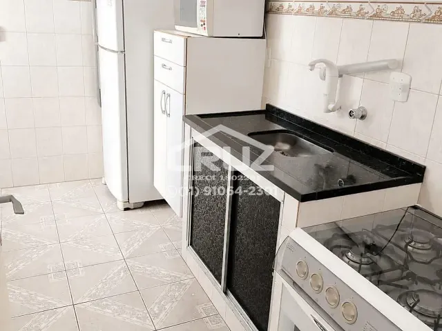 Apartamento 2 quartos e 1 banheiro, à venda, no bairro Canto do Forte em Praia Grande