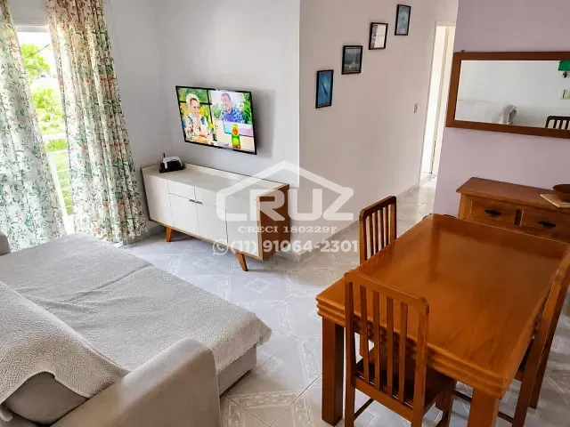 Apartamento 2 quartos e 1 banheiro, à venda, no bairro Canto do Forte em Praia Grande