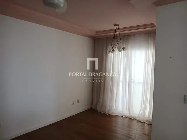 Apartamento 2 quartos e 1 banheiro, à venda, no bairro Residencial das Ilhas em Bragança Paulista