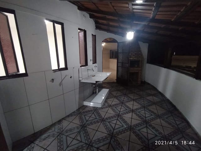 Apartamento 2 quartos e 1 banheiro, à venda, no bairro Floramar em Belo Horizonte