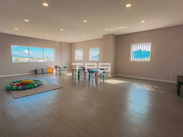 Apartamento com 124m² 2 quartos e 1 banheiro, à venda ou para alugar, no bairro Portal das Colinas em Guaratinguetá