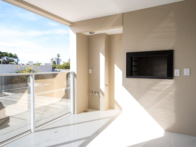 Apartamento com 162m² 3 quartos e 2 banheiros, à venda ou para alugar, no bairro Centro em Pelotas