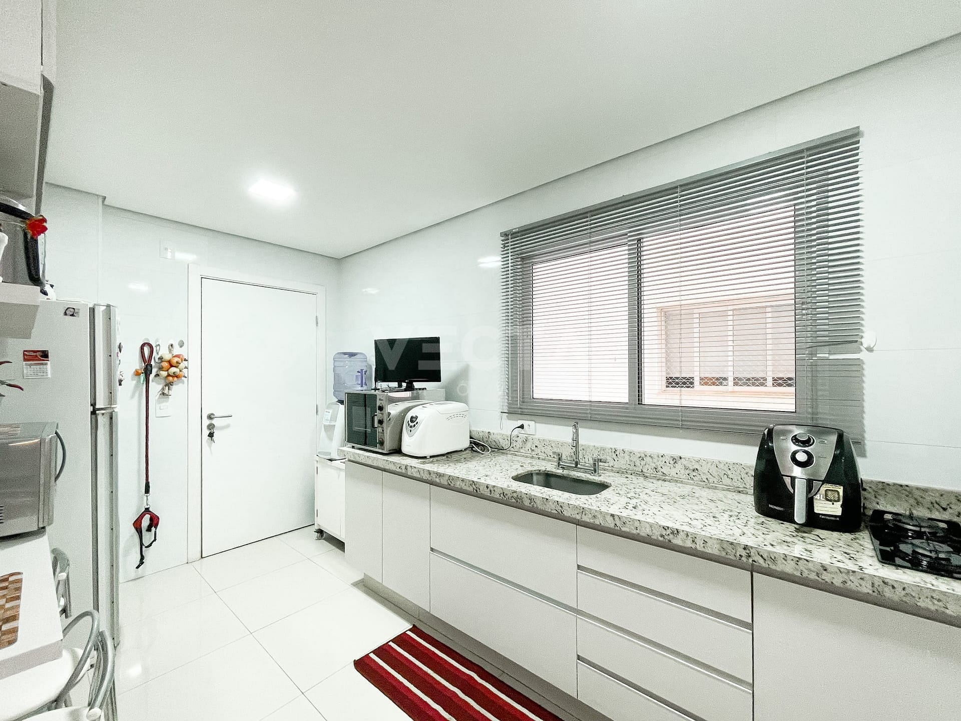 Apartamento à venda com 3 quartos, 136m² - Foto 11