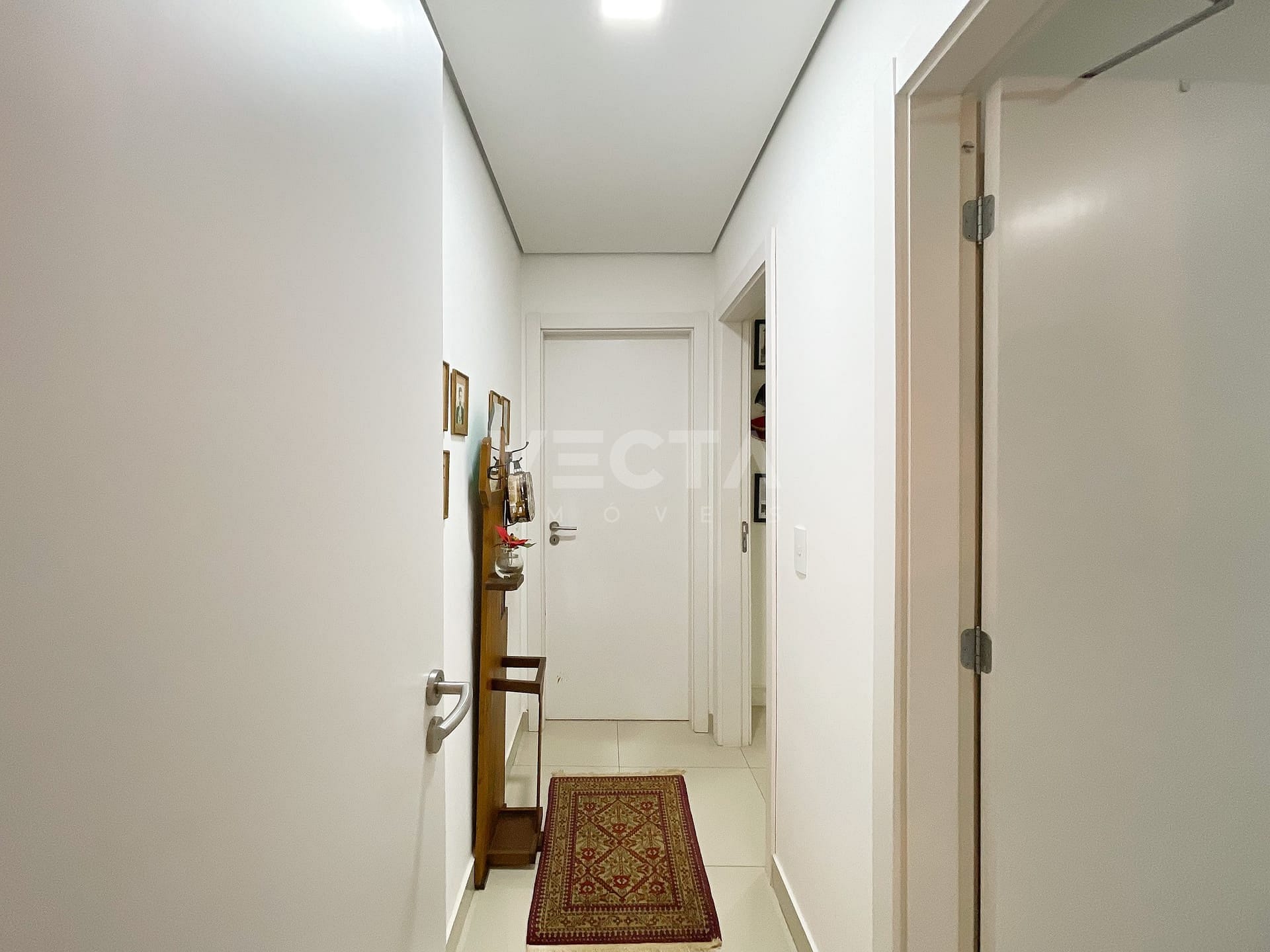 Apartamento à venda com 3 quartos, 136m² - Foto 18