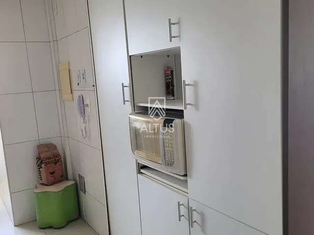 Apartamento 2 quartos e 3 banheiros, para alugar, no bairro Jaguaribe em Salvador