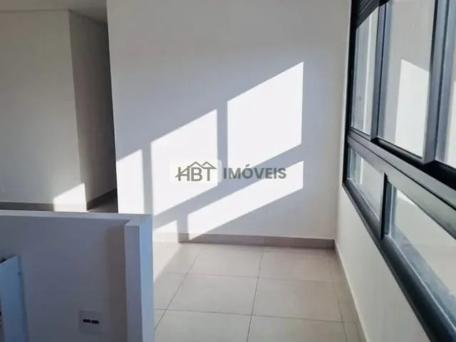 Apartamento 2 quartos e 2 banheiros, à venda, no bairro Jardim Auri Verde em Bauru