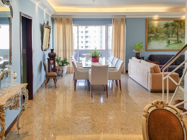 Apartamento 5 quartos e 1 banheiro, à venda, no bairro Batista Campos em Belém