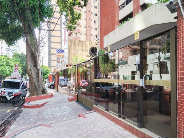 Apartamento 5 quartos e 1 banheiro, à venda, no bairro Batista Campos em Belém