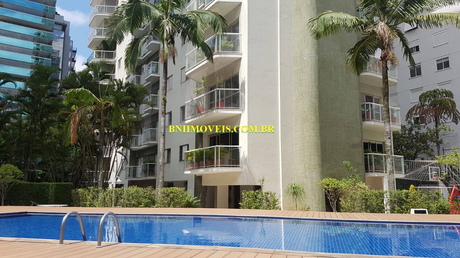 Apartamento, 4 quartos, 215 m² - Foto 1