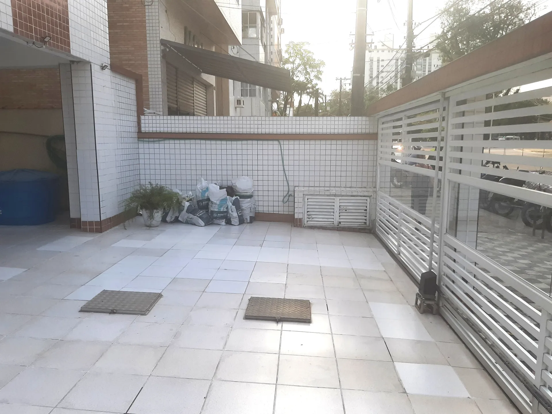 Apartamento para alugar com 2 quartos, 1 banheiro, 1 vaga e 54m² no Aparecida, Santos (SP) — foto 29 de 30