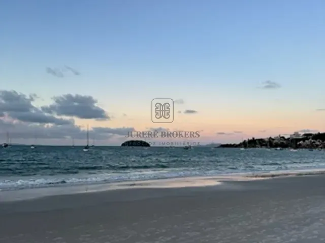 Apartamento 18 quartos e 13 banheiros, à venda, no bairro Jurerê em Florianópolis