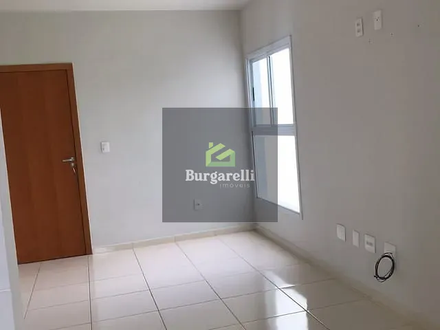 Apartamento 2 quartos e 2 banheiros, para alugar, no bairro Jardim Bela Vista em Lavras