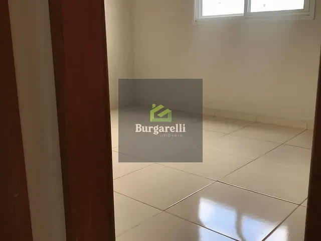 Apartamento 2 quartos e 2 banheiros, para alugar, no bairro Jardim Bela Vista em Lavras