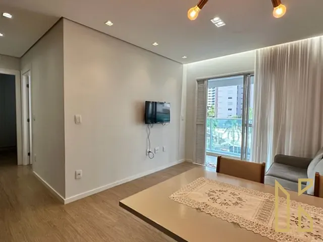 Apartamento 2 quartos e 2 banheiros, à venda, no bairro Gleba Fazenda Palhano em Londrina