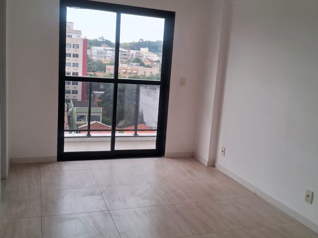 Apartamento com 95m² 3 quartos e 3 banheiros, à venda ou para alugar, no bairro Vila Valqueire em Rio de Janeiro