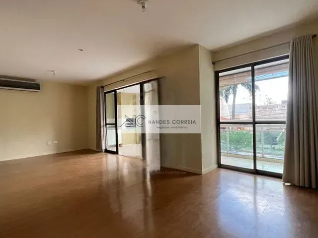 Apartamento com 200m² 3 quartos e 2 banheiros, à venda, no bairro Judith em Londrina