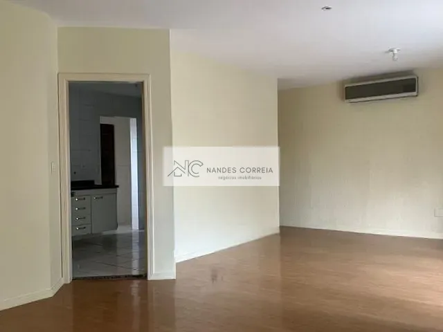 Apartamento com 200m² 3 quartos e 2 banheiros, à venda, no bairro Judith em Londrina