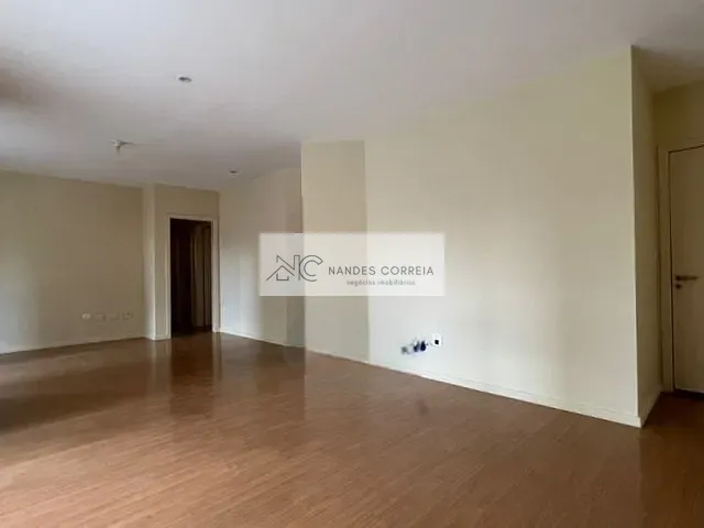 Apartamento com 200m² 3 quartos e 2 banheiros, à venda, no bairro Judith em Londrina