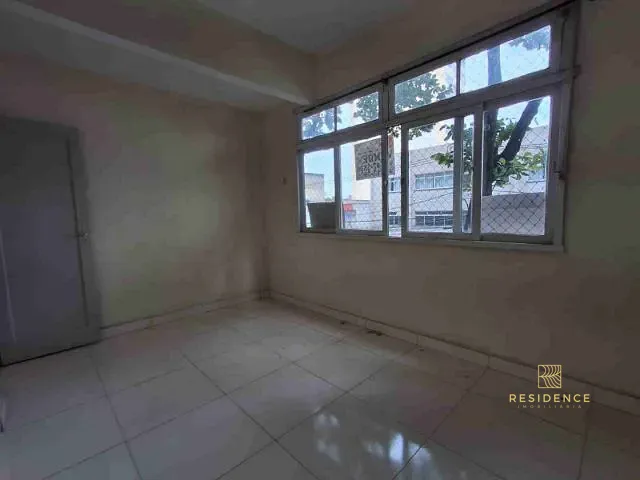 Apartamento 2 quartos e 1 banheiro, à venda, no bairro Aterrado em Volta Redonda