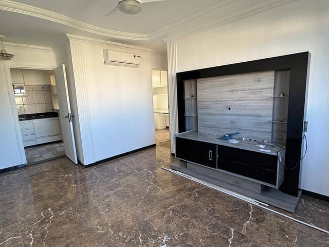 Apartamento 3 quartos e 1 banheiro, à venda, no bairro Guarani em Belo Horizonte