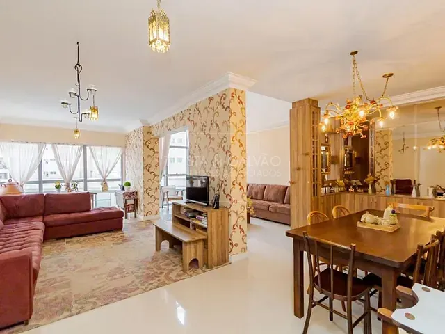 Apartamento com 137m² 3 quartos e 4 banheiros, à venda, no bairro Batel em Curitiba
