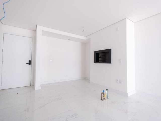 Apartamento com 116m² 2 quartos e 2 banheiros, à venda ou para alugar, no bairro Centro em Pelotas