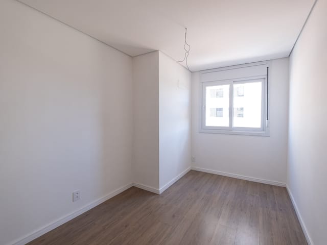 Apartamento com 116m² 2 quartos e 2 banheiros, à venda ou para alugar, no bairro Centro em Pelotas