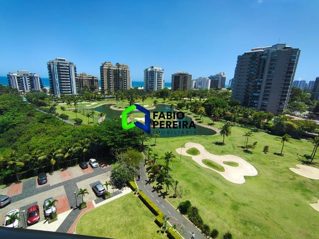 Apartamento com 240m² 4 quartos e 5 banheiros, à venda, no bairro Barra da Tijuca em Rio de Janeiro