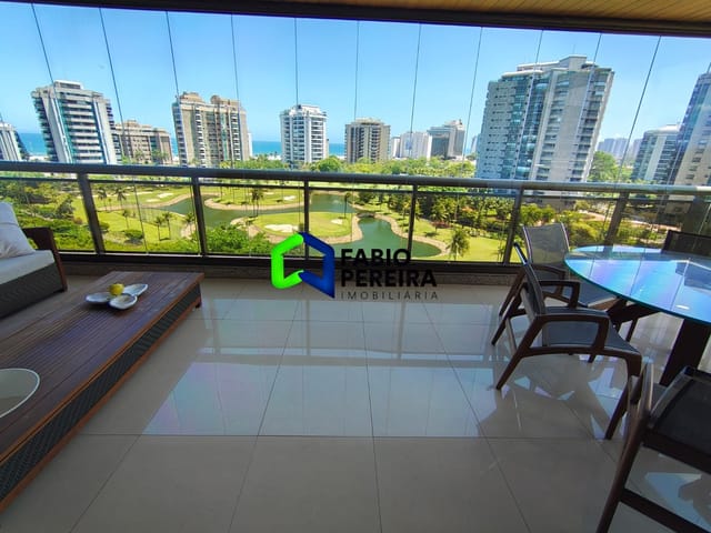 Apartamento com 240m² 4 quartos e 5 banheiros, à venda, no bairro Barra da Tijuca em Rio de Janeiro