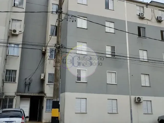 Apartamento 2 quartos e 1 banheiro, à venda, no bairro São Gonçalo em Pelotas