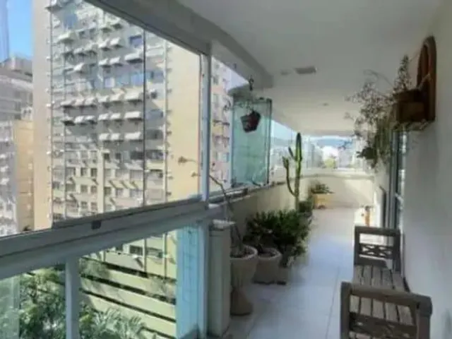 Apartamento com 157m² 4 quartos e 5 banheiros, à venda, no bairro Icaraí em Niterói