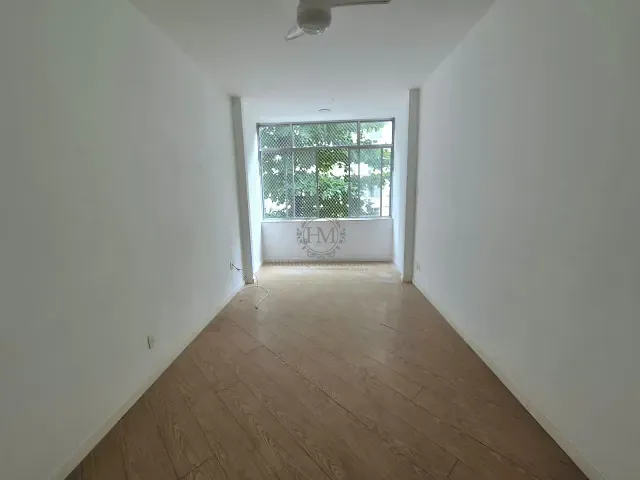 Apartamento com 50m² 1 quarto e 1 banheiro, à venda, no bairro Copacabana em Rio de Janeiro