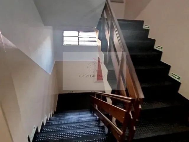 Apartamento 3 quartos e 1 banheiro, para alugar, no bairro Centro em Rolândia
