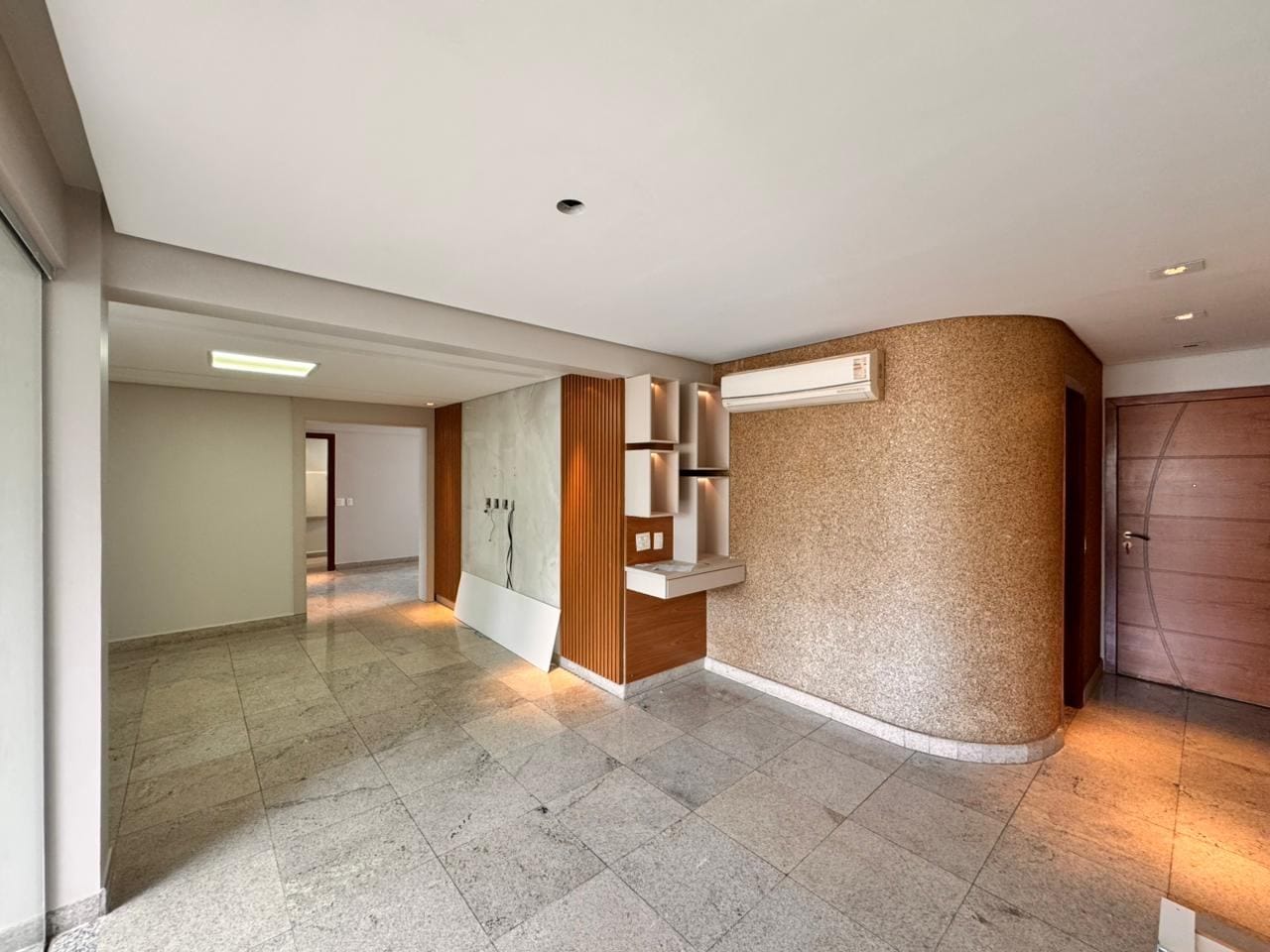 Apartamento, 4 quartos, 174 m² - Foto 2