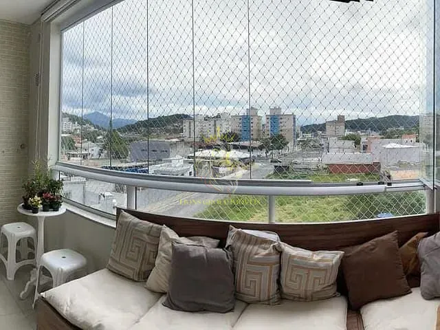Apartamento 2 quartos e 2 banheiros, à venda, no bairro Tabuleiro em Camboriú