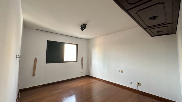 Apartamento 4 quartos e 6 banheiros, à venda, no bairro Centro em Londrina