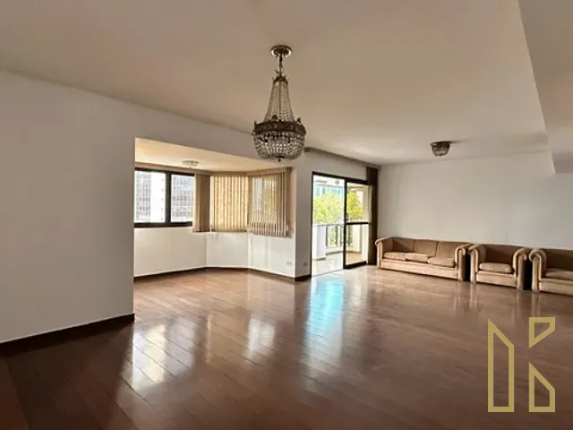 Apartamento 4 quartos e 6 banheiros, à venda, no bairro Centro em Londrina
