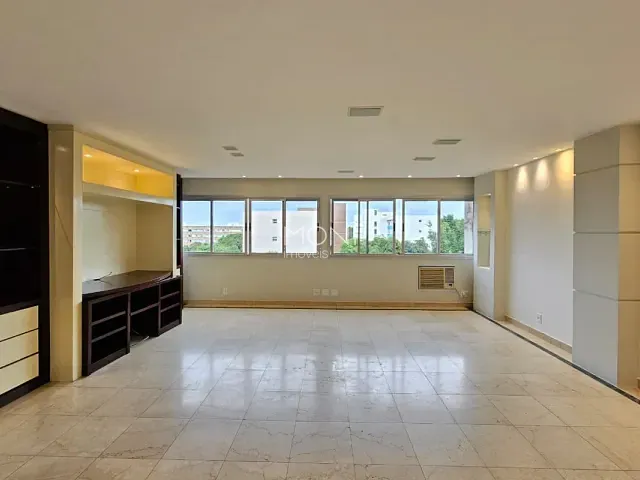 Apartamento 3 quartos e 3 banheiros, para alugar, no bairro Asa Sul em Brasília