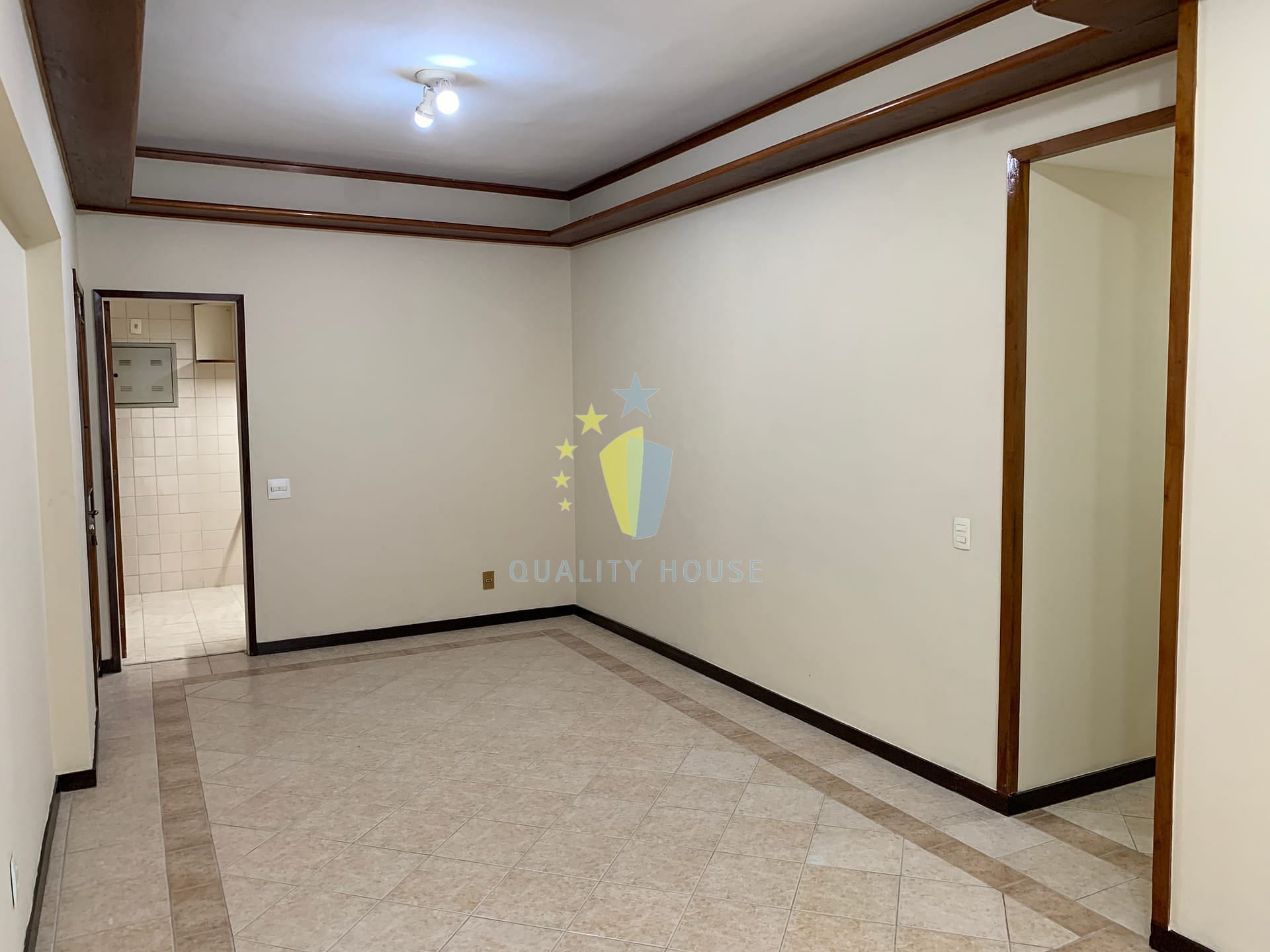 Apartamento para alugar com 3 quartos, 98m² - Foto 5