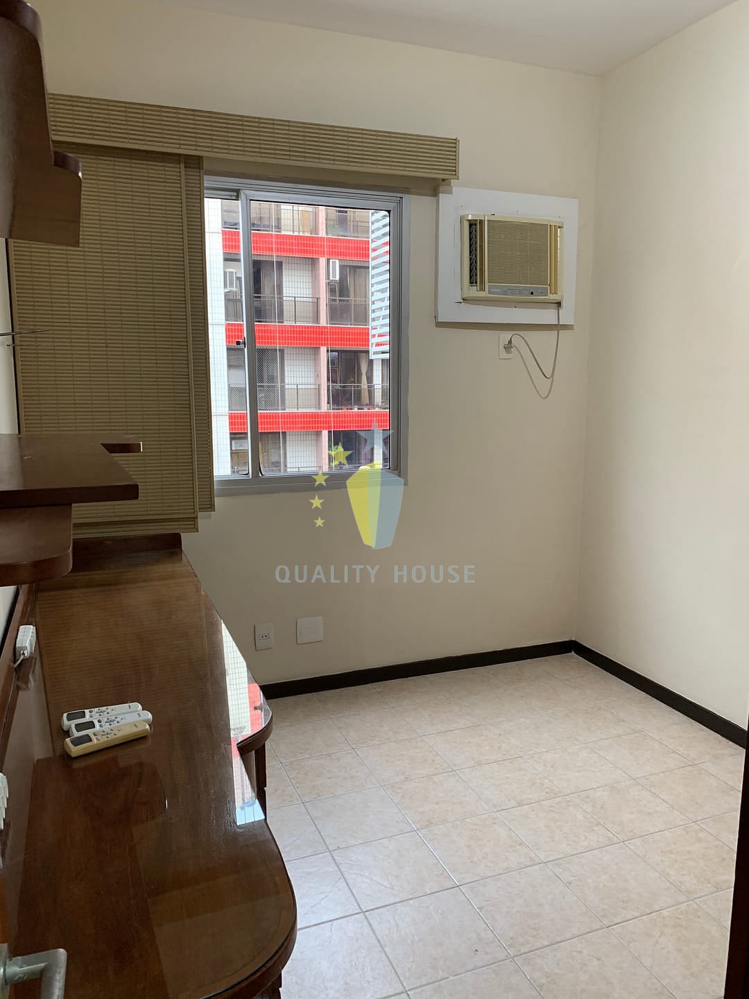 Apartamento para alugar com 3 quartos, 98m² - Foto 7