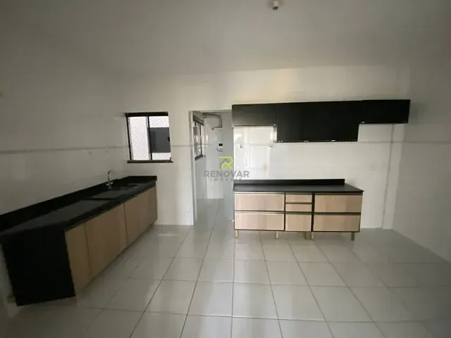 Apartamento com 120m² 3 quartos e 2 banheiros, à venda, no bairro Santa Cruz em Guarapuava